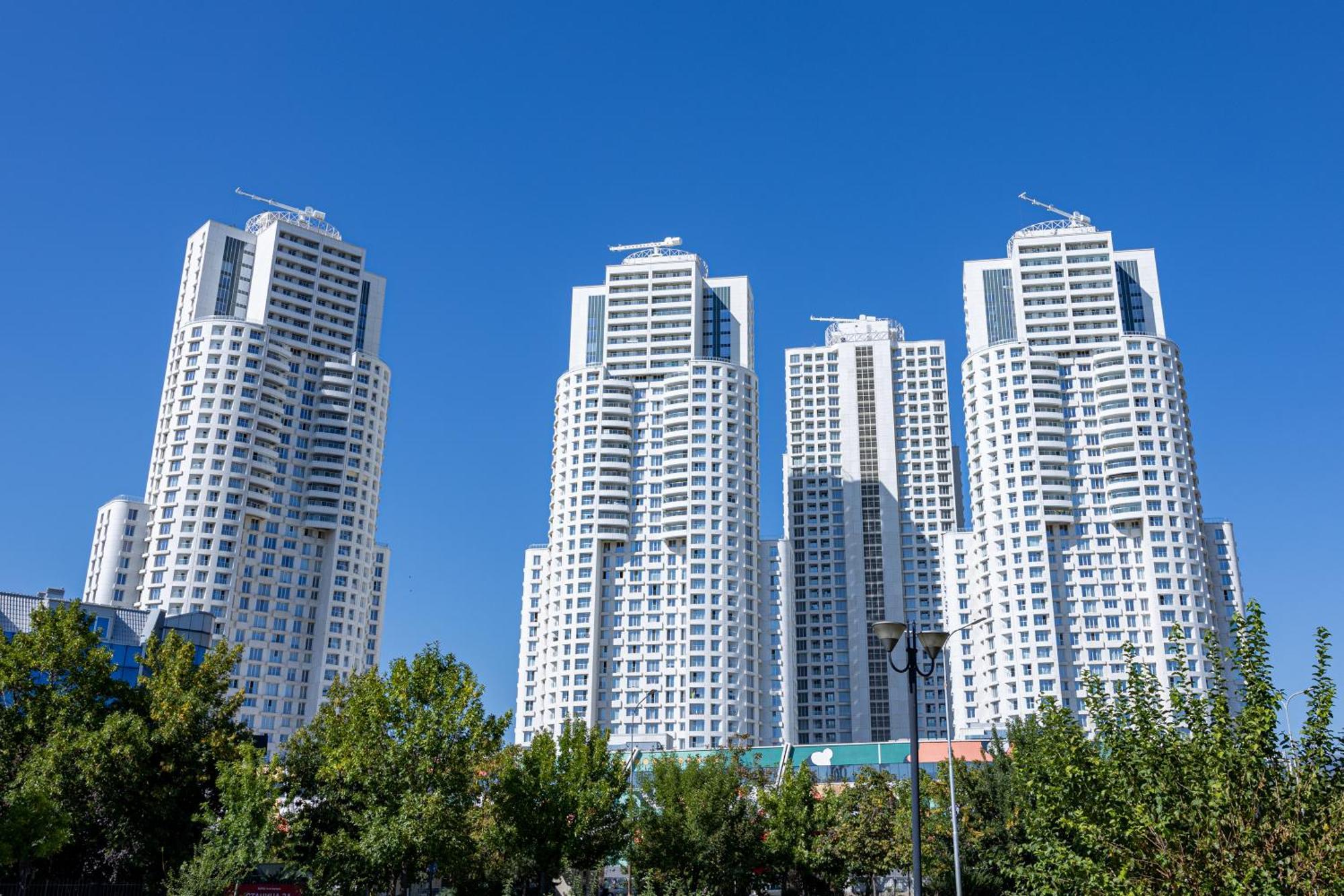 16Th Floor Sky View Condo With Pool And Fitness สโกเปีย ภายนอก รูปภาพ